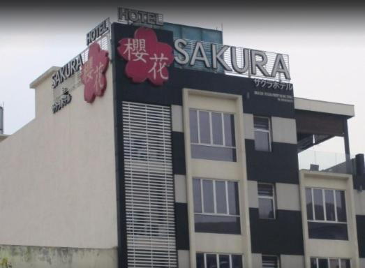 Sakura Boutique *